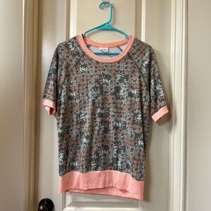 S Lularoe Top